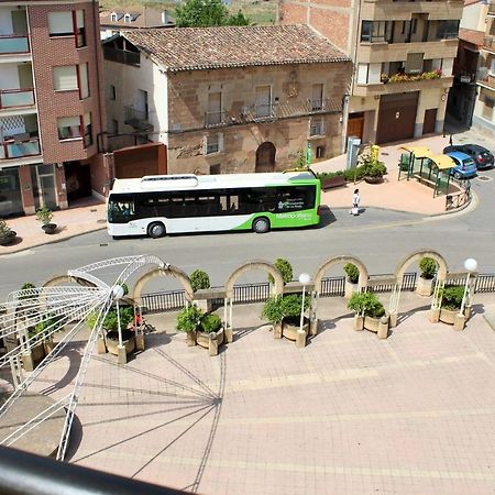 Atico En El Centro Con Amplia Terraza Appartement Entrena Buitenkant foto