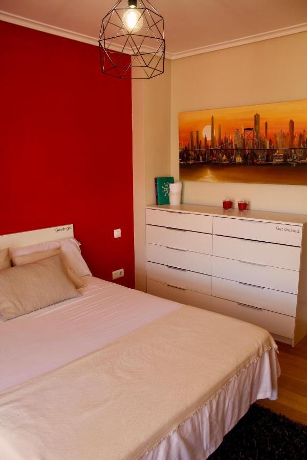 Atico En El Centro Con Amplia Terraza Appartement Entrena Buitenkant foto