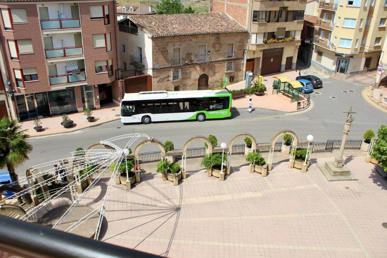 Atico En El Centro Con Amplia Terraza Appartement Entrena Buitenkant foto