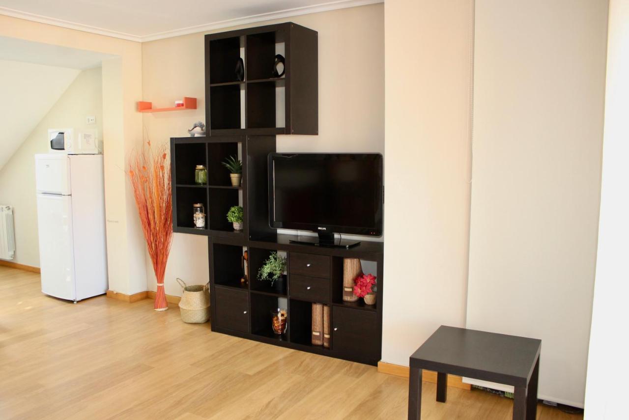 Atico En El Centro Con Amplia Terraza Appartement Entrena Buitenkant foto